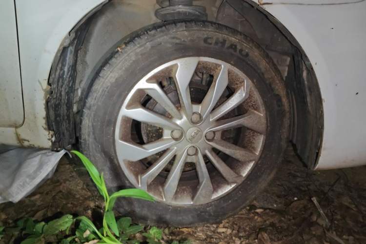 Used Geely Auto Vision 2016 1.5L Manual Happiness Edition Right Front Wheel Hub