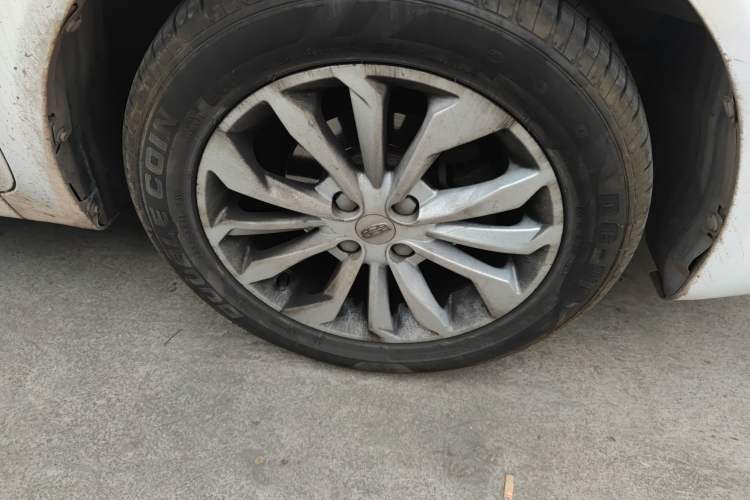 Used Geely Auto Vision 2016 1.5L Manual Happiness Edition Right Front Wheel Hub