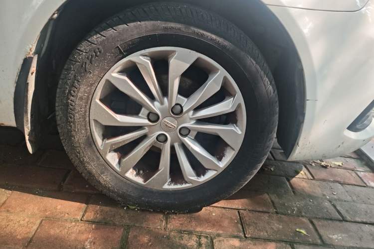 Used Geely Auto Vision 2016 1.5L Manual Happiness Edition Right Front Wheel Hub