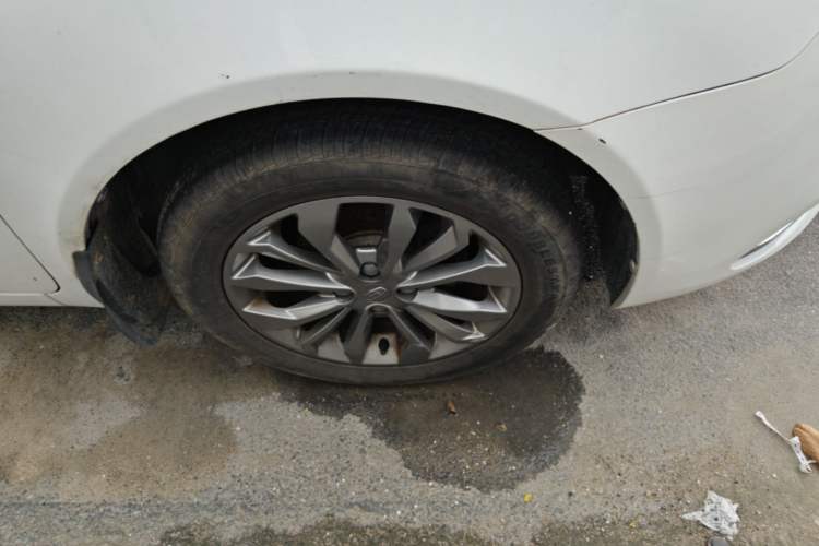 Used Geely Auto Vision 2016 1.5L Automatic Happiness Edition Right Front Wheel Hub