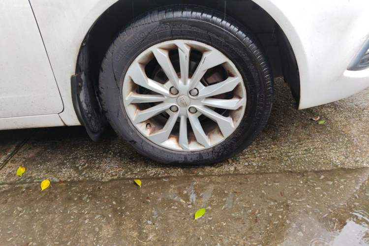 Used Geely Auto Vision 2016 1.5L Manual Happiness Edition Right Front Wheel Hub