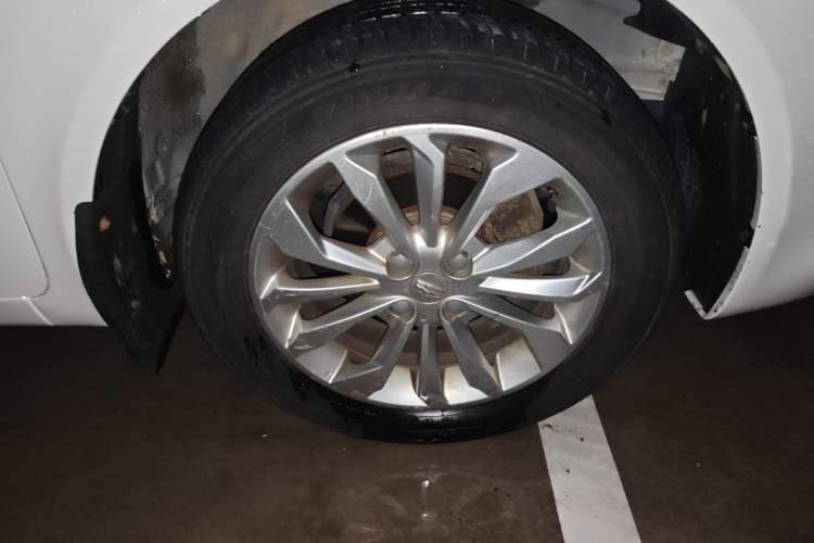 Used Geely Auto Vision 2016 1.5L Manual Happiness Edition Right Front Wheel Hub