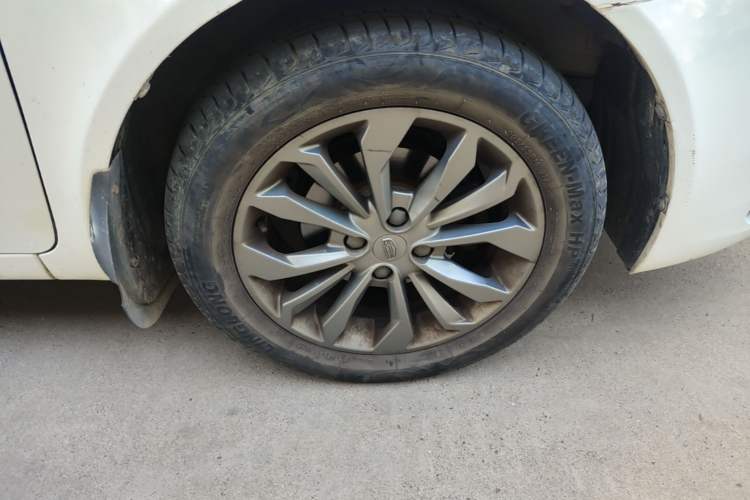 Used Geely Auto Vision 2016 1.5L Manual Happiness Edition Right Front Wheel Hub