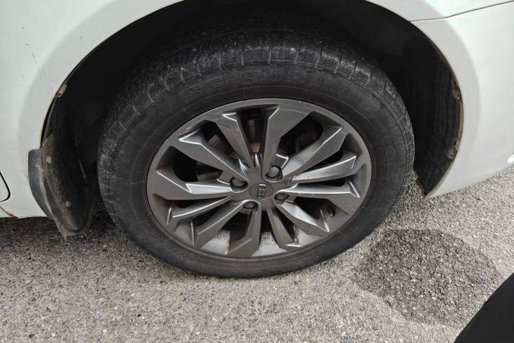 Used Geely Auto Vision 2016 1.5L Manual Happiness Edition Right Front Wheel Hub