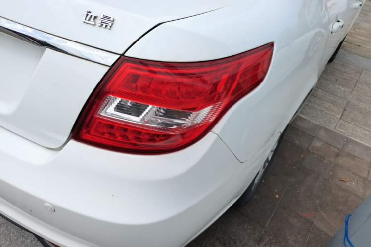 Used Geely Auto Vision 2016 1.5L Automatic Happiness Edition Right Rear Taillight