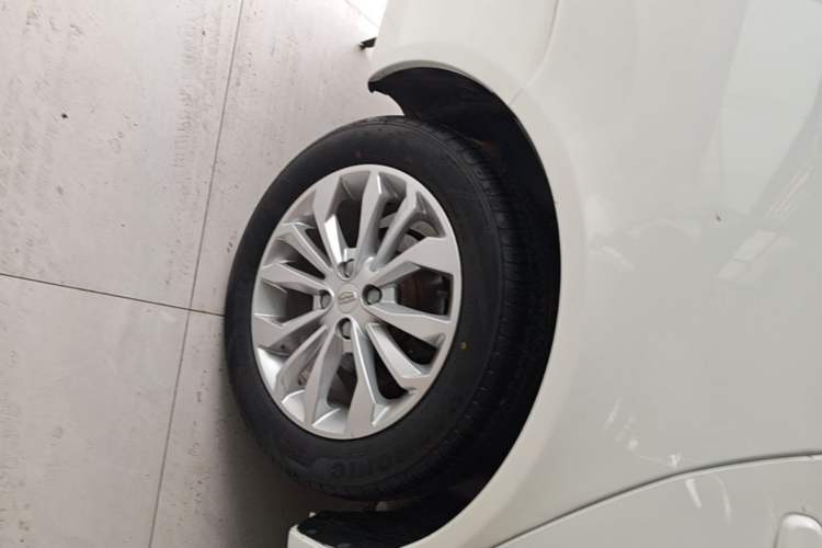 Used Geely Auto Vision 2016 1.5L Manual Happiness Edition Right Rear Wheel Hub