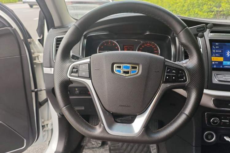 Used Geely Auto Vision 2016 1.5L Automatic Happiness Edition Steering Wheel