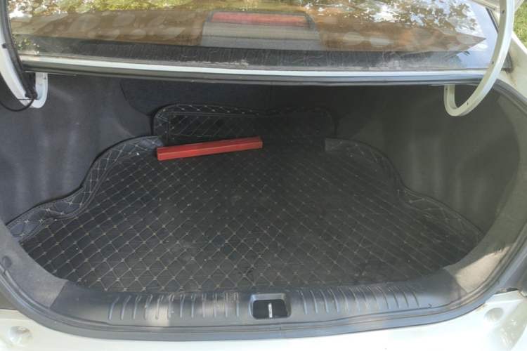 Used Geely Auto Vision 2016 1.5L Automatic Happiness Edition Trunk