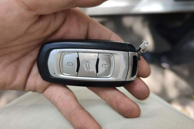 Used Geely Auto Vision 2016 1.5L Automatic Happiness Edition Vehicle Key