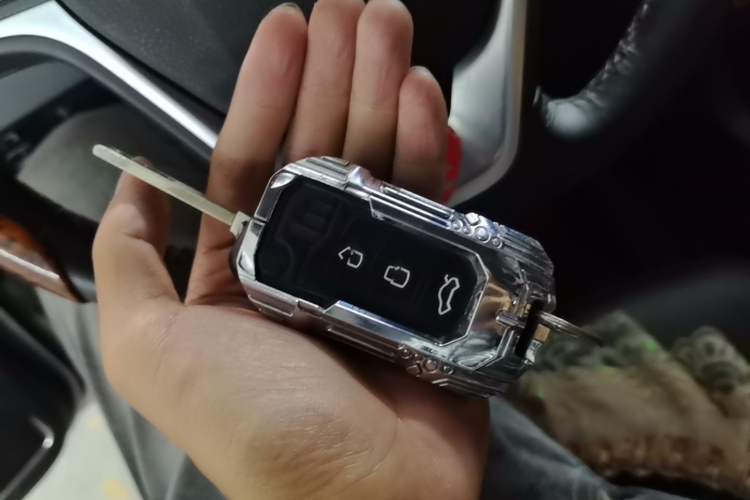 Used Geely Auto Vision 2016 1.5L Manual Happiness Edition Vehicle Key