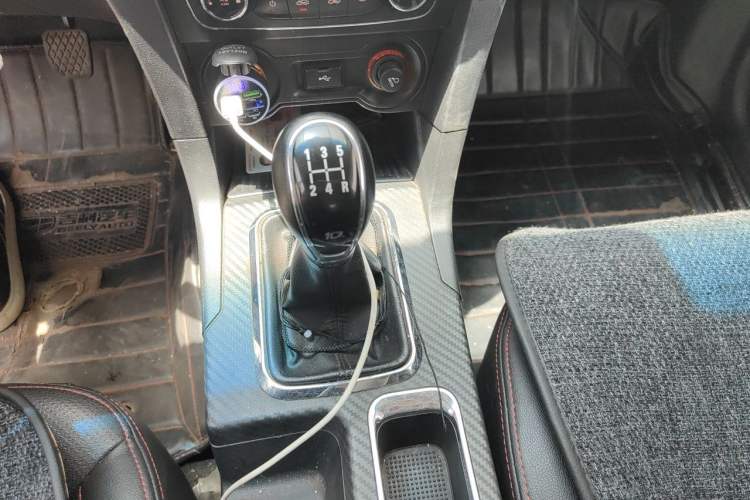 Used Geely Auto Vision 2016 1.5L Manual Happiness Edition Gear Lever