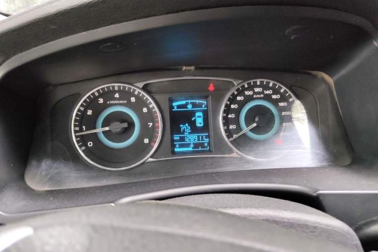 Used Geely Auto Vision 2016 1.3T Manual Happiness Edition Instrument Cluster