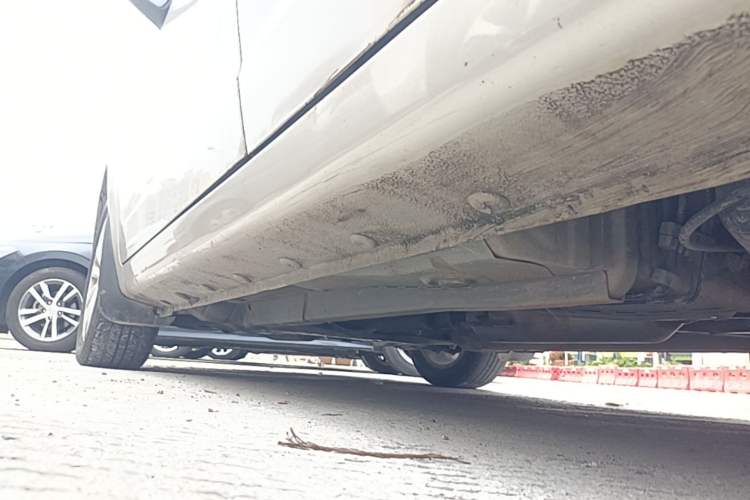 Used Geely Auto Vision 2016 1.5L Automatic Happiness Edition Left Side Sill