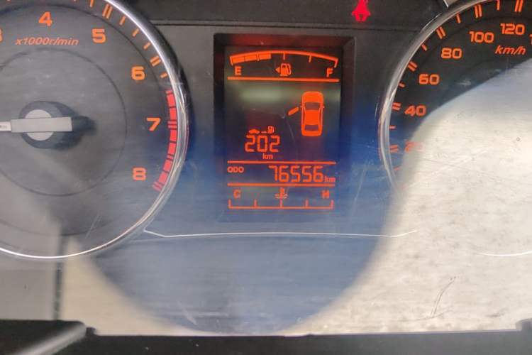 Used Geely Auto Vision 2016 1.5L Manual Happiness Edition Odometer Close Up