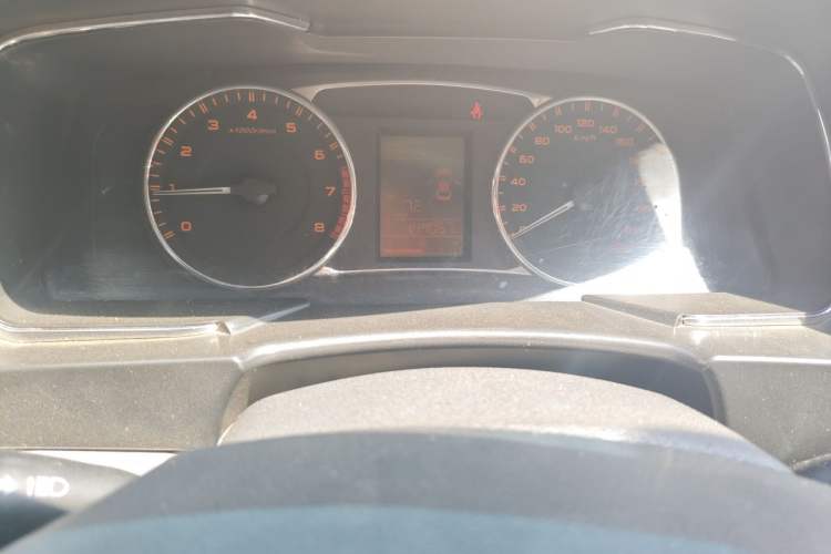 Used Geely Auto Vision 2016 1.5L Manual Happiness Edition Odometer Close Up