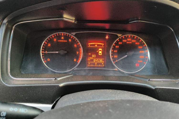 Used Geely Auto Vision 2016 1.5L Manual Happiness Edition Odometer Close Up