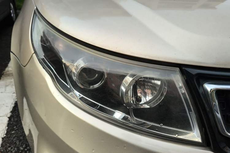 Used Geely Auto Vision 2016 1.5L Manual Happiness Edition Right Front Headlight