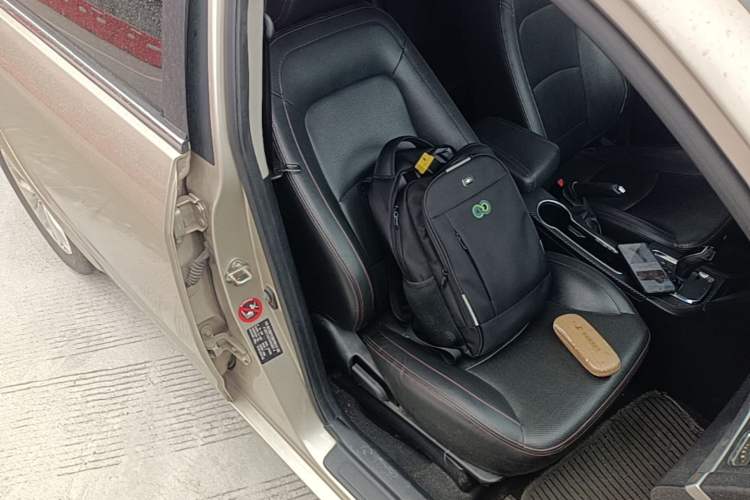 Used Geely Auto Vision 2016 1.5L Automatic Happiness Edition Right Front Seat