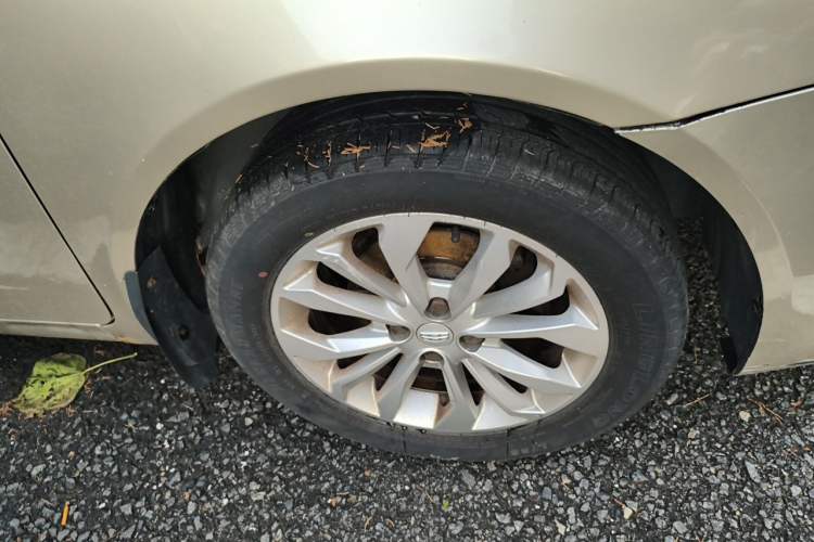 Used Geely Auto Vision 2016 1.5L Manual Happiness Edition Right Front Wheel Hub