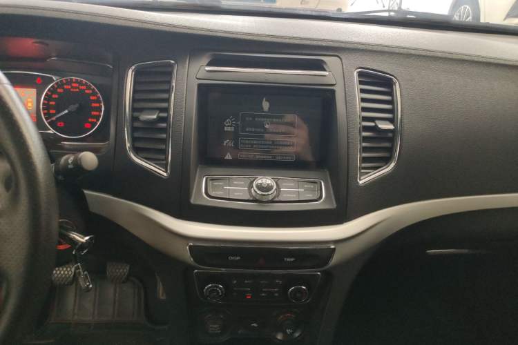 Used Geely Auto Vision 2017 1.5L Manual Happiness Edition Audio And AC Panel