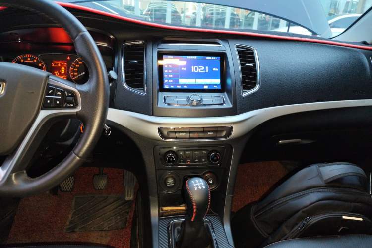 Used Geely Auto Vision 2017 1.5L Manual Happiness Edition Audio And AC Panel
