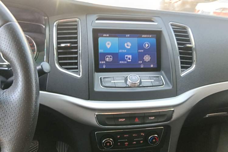 Used Geely Auto Vision 2017 1.5L Automatic Happiness Edition Audio And AC Panel