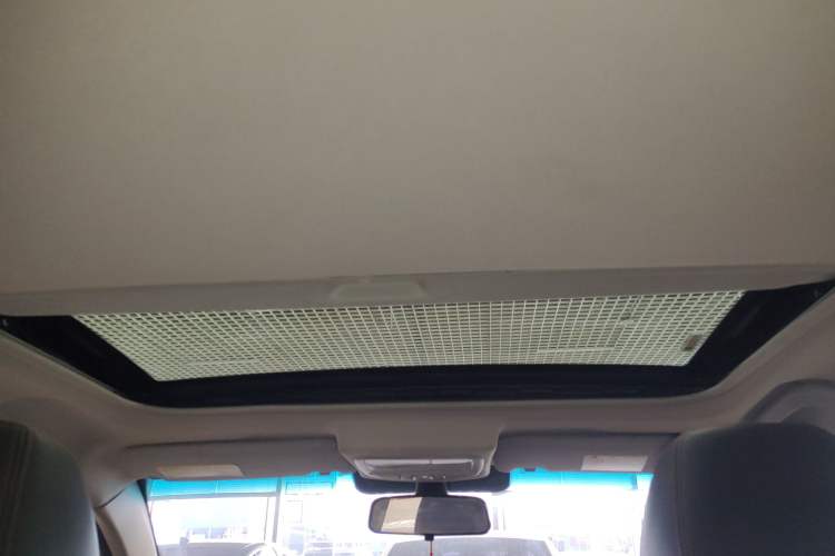 Used Geely Auto Vision 2017 1.5L Manual Happiness Edition Headliner