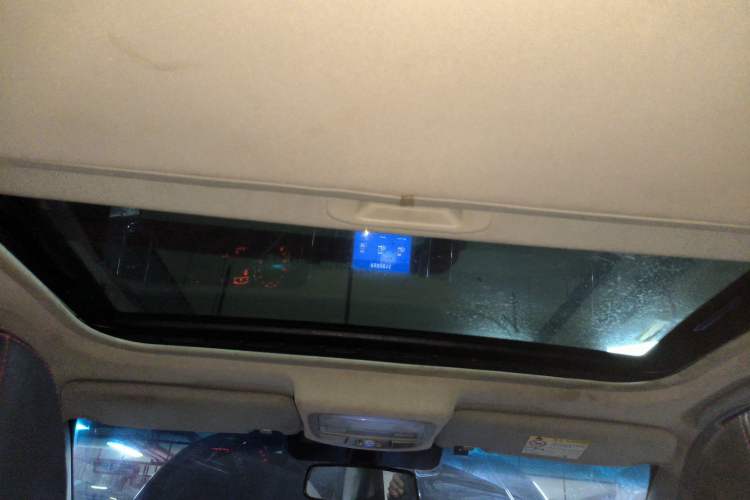 Used Geely Auto Vision 2017 1.5L Manual Happiness Edition Headliner