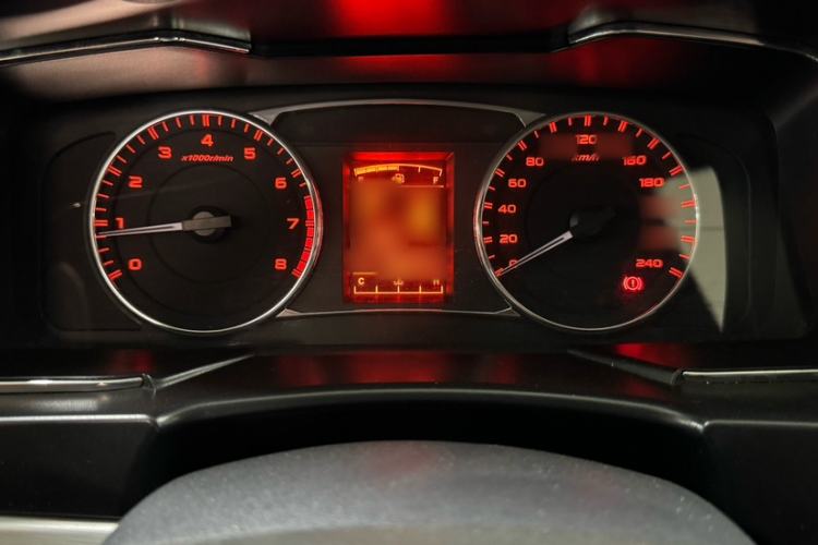 Used Geely Auto Vision 2017 1.5L Automatic Happiness Edition Interior 5