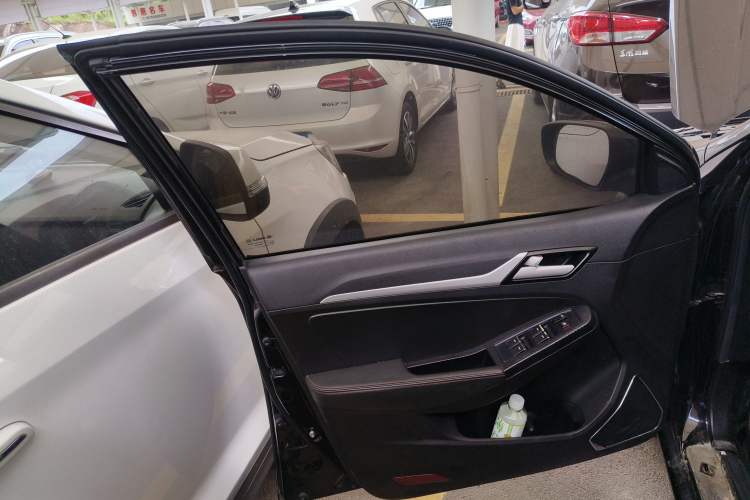 Used Geely Auto Vision 2017 1.5L Manual Happiness Edition Left Front Door Interior