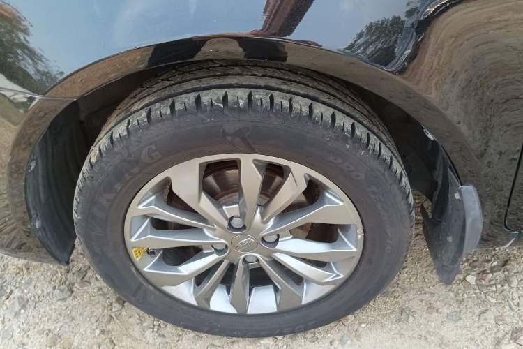 Used Geely Auto Vision 2017 1.5L Manual Happiness Edition Left Front Wheel Hub