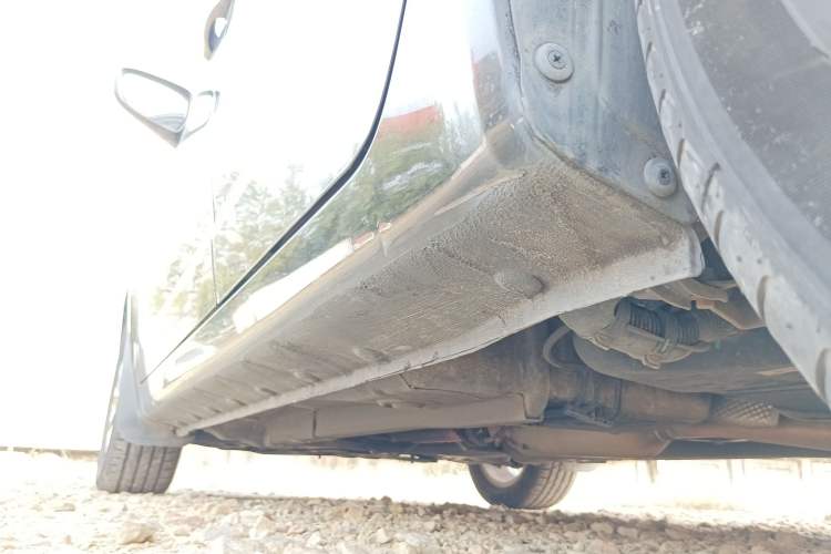 Used Geely Auto Vision 2017 1.5L Manual Happiness Edition Left Side Sill