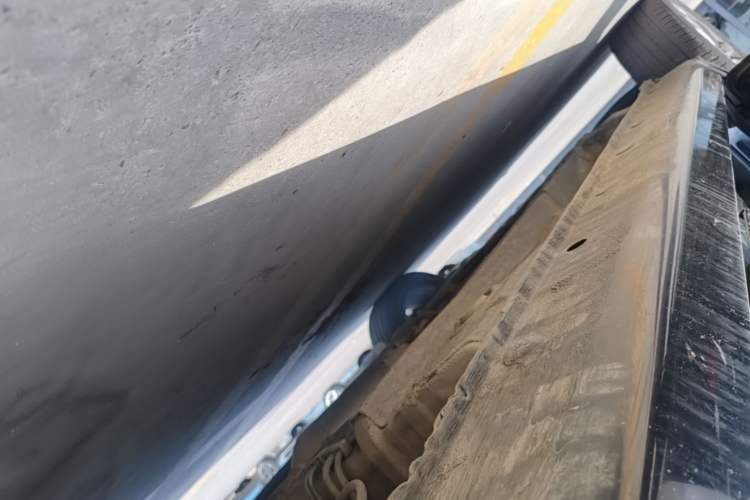 Used Geely Auto Vision 2017 1.5L Manual Happiness Edition Left Side Sill