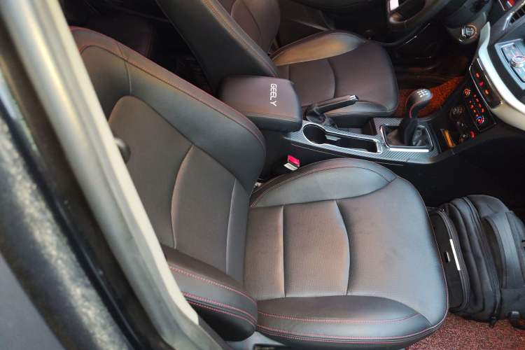 Used Geely Auto Vision 2017 1.5L Manual Happiness Edition Right Front Seat