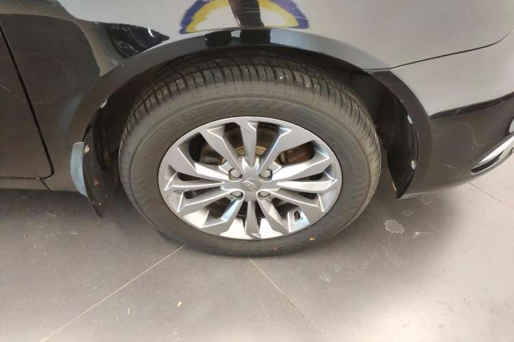Used Geely Auto Vision 2017 1.5L Manual Happiness Edition Right Front Wheel Hub