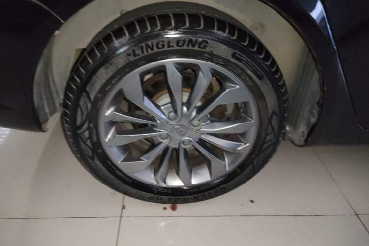 Used Geely Auto Vision 2017 1.5L Manual Happiness Edition Right Rear Wheel Hub
