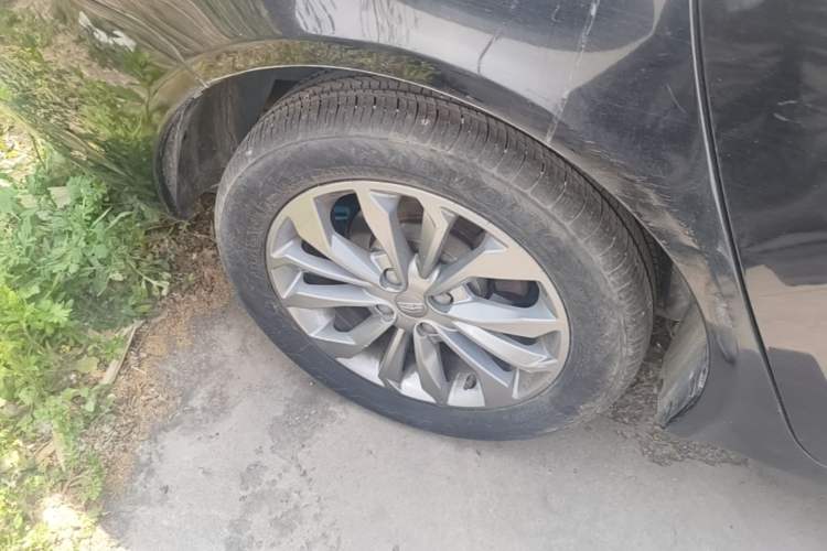Used Geely Auto Vision 2017 1.5L Manual Happiness Edition Right Rear Wheel Hub