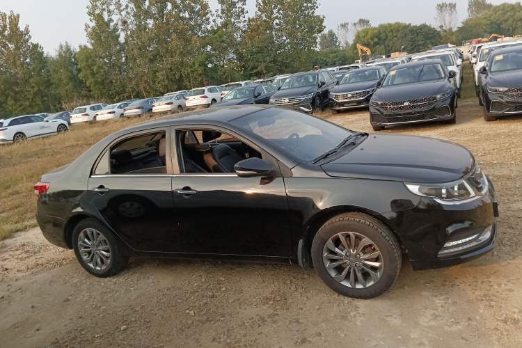 Used Geely Auto Vision 2017 1.5L Manual Happiness Edition Right Side