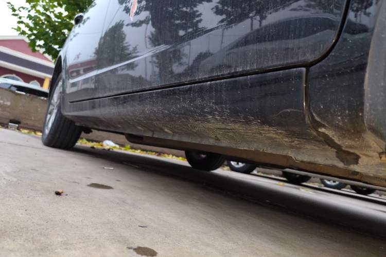Used Geely Auto Vision 2017 1.5L Manual Happiness Edition Right Side Sill