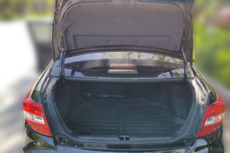 Used Geely Auto Vision 2017 1.5L Automatic Happiness Edition Trunk