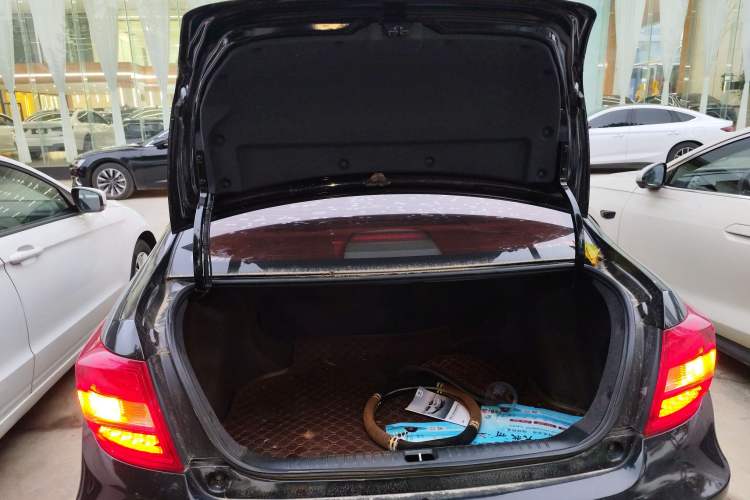 Used Geely Auto Vision 2017 1.5L Manual Happiness Edition Trunk