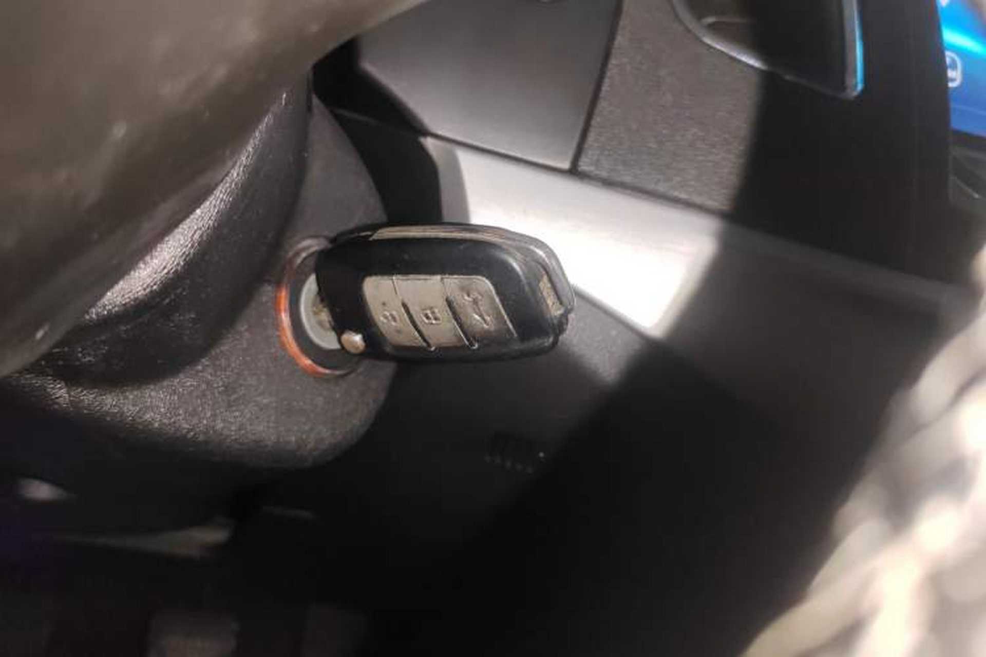 Used Geely Auto Vision 2017 1.5L Manual Happiness Edition Vehicle Key