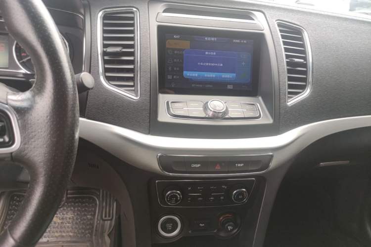 Used Geely Auto Vision 2017 1.5L Automatic Happiness Edition Audio And AC Panel