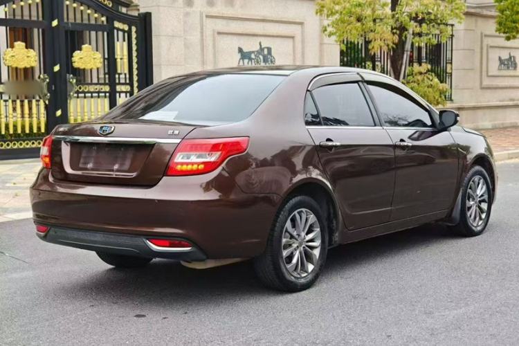 Used Geely Auto Vision 2017 1.5L Automatic Happiness Edition Exterior 1