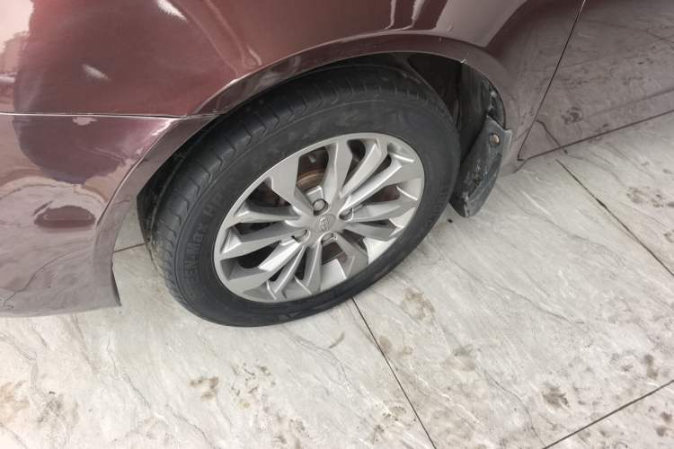 Used Geely Auto Vision 2017 1.5L Manual Happiness Edition Exterior 4
