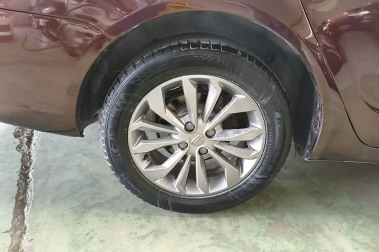 Used Geely Auto Vision 2017 1.5L Automatic Happiness Edition Exterior 5
