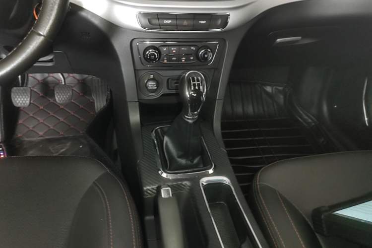 Used Geely Auto Vision 2017 1.5L Manual Happiness Edition Gear Lever