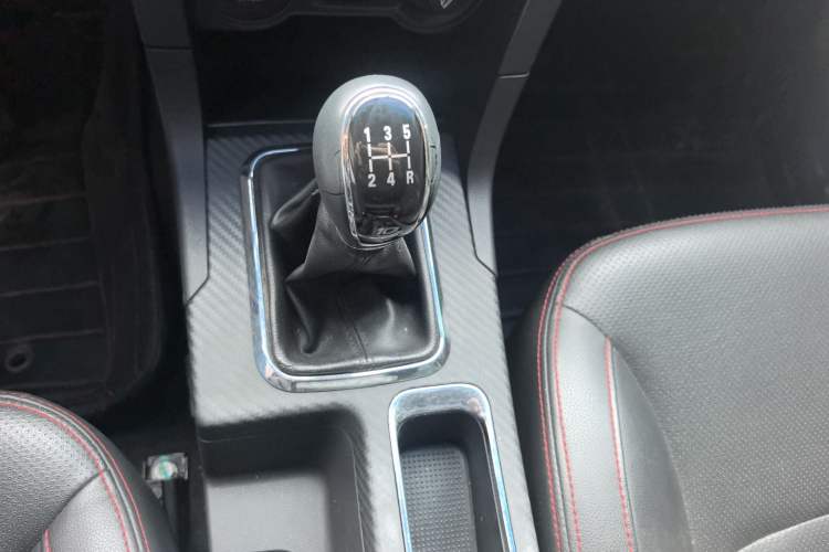 Used Geely Auto Vision 2017 1.5L Manual Happiness Edition Gear Lever