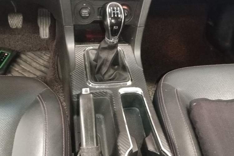 Used Geely Auto Vision 2017 1.5L Manual Happiness Edition Gear Lever