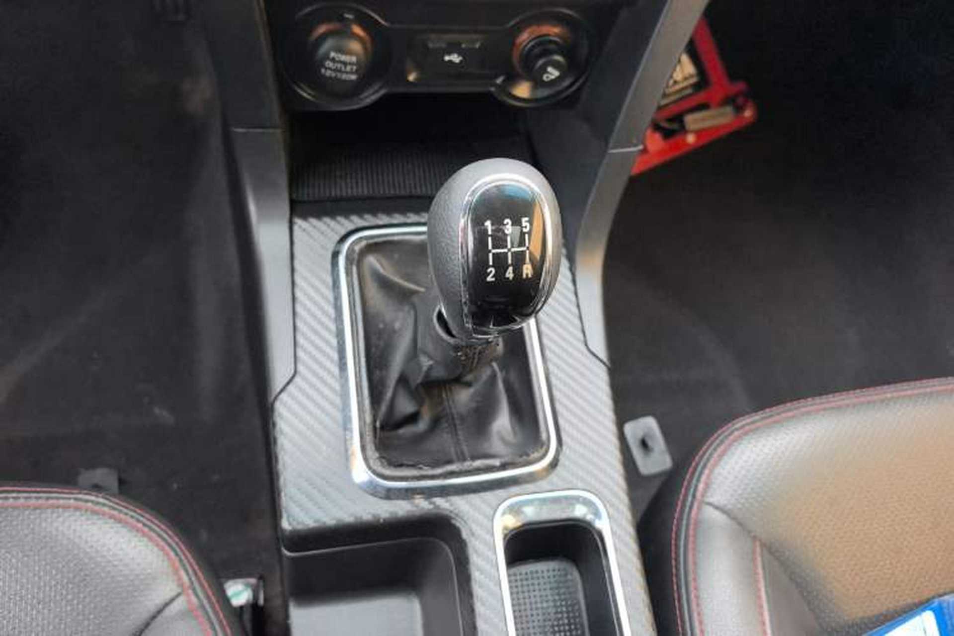 Used Geely Auto Vision 2017 1.5L Manual Happiness Edition Gear Lever